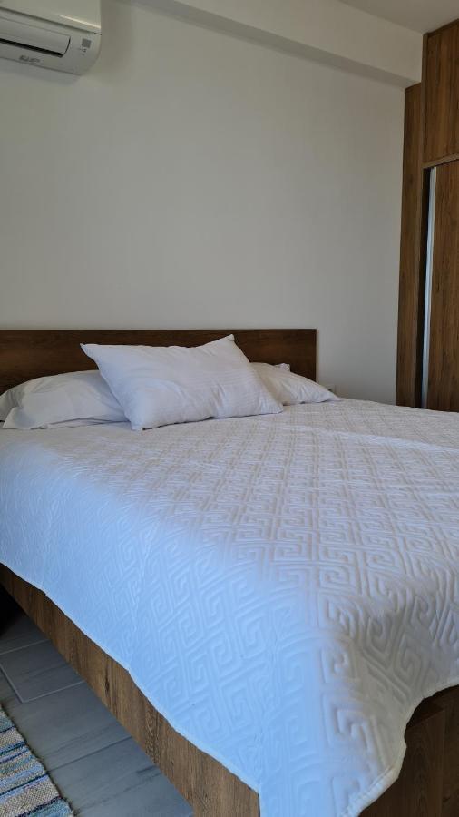 Vista View Comfort Sarande Exterior photo
